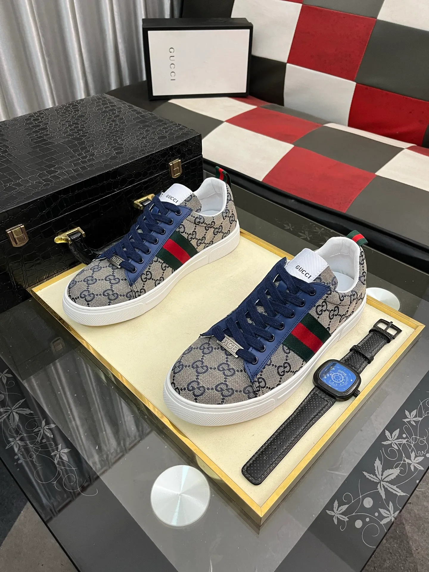 Men's Men's Shoes💰420⌚️⌚️【GUCCI】Gucci men's latest white shoe series casual shoes! The official website is built 1:1. Upper: Made of imported cowhide, with electric embroidery ➕Inner lining: Made of high-quality first-layer pigskin, soft and comfortable. Picky material selection and exquisite workmanship give you the best enjoyment. Size: 38-443️⃣Colors available